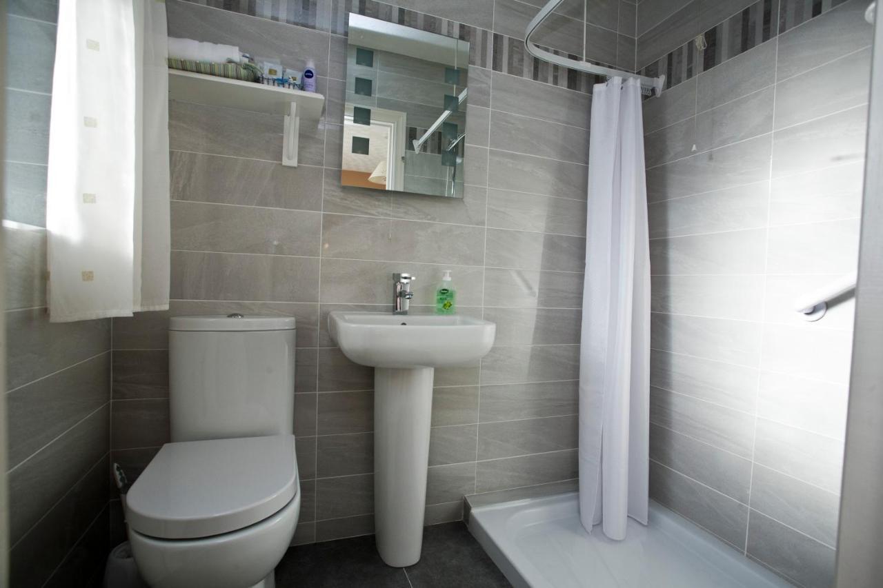 جلينتيس Avalon House B&B المظهر الخارجي الصورة